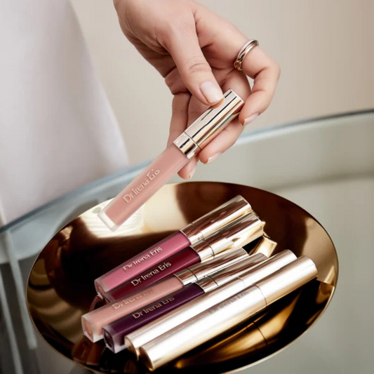 Glanzende lipgloss van Dr Irena Eris – zachte finish voor natuurlijke lippen