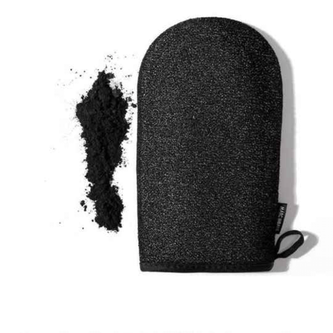 Marc Inbane scrub handschoen om dode huidcellen te verwijderen vóór het tannen