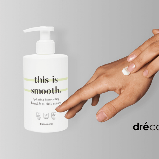 handcrème van This is Us –geschikt voor gevoelige huid, structuur op hand