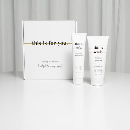 THIS IS US giftset - bodyscrub en bodycrème