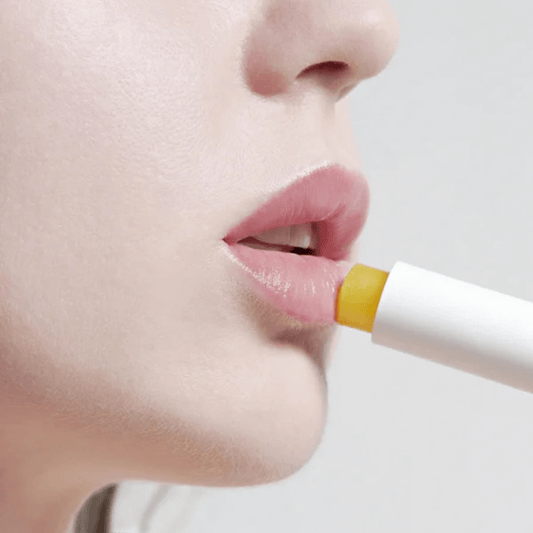 THIS IS US beschermende lippenbalsem SPF30